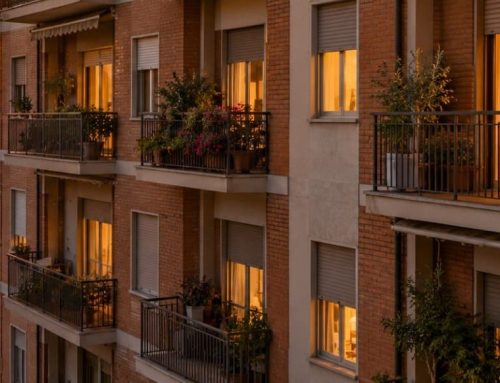 Il vicino ha le blatte: cosa fare per non averle anche tu